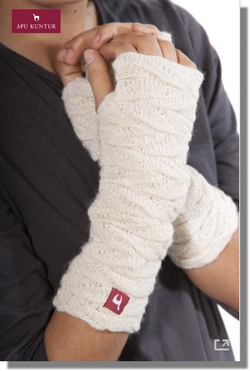 Damen Pulswärmer BIESEN Baby Alpaka Arm-Stulpe Gelenkwärmer von APU KUNTUR - wollweiss